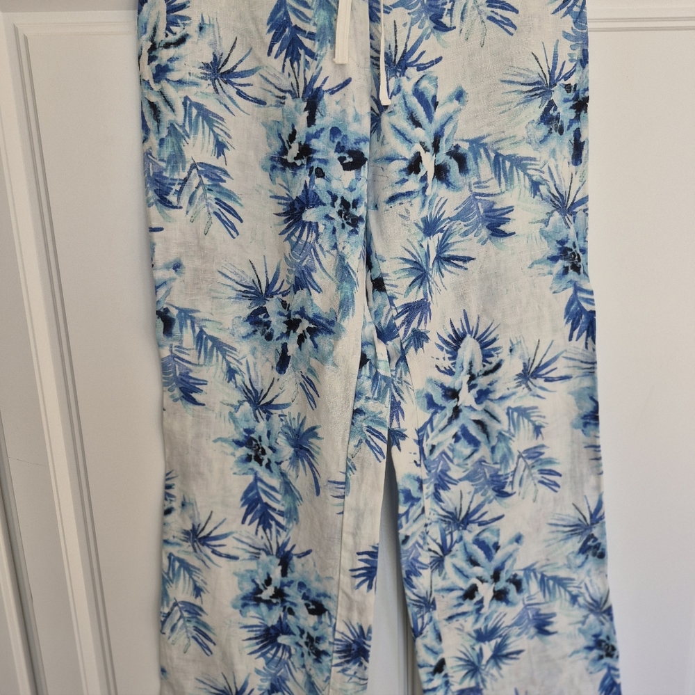 Tommy Bahama Elegant ladies size 4 wide leg linen pants, Blue Tropical Theme - Picture 5 of 9